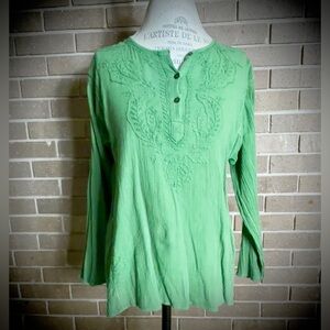 SOUL FLOWER Rich Green Boho Style Embroidered Long Sleeve Indian Tunic